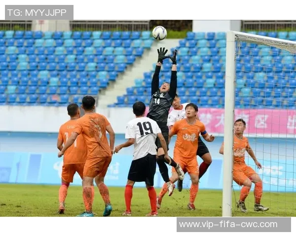 武汉卓尔职业足球奋勇争先展现新风貌助力中国足球崛起与发展