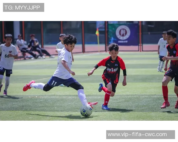 热血足球视频带你领略激情四溢的足球世界与精彩瞬间