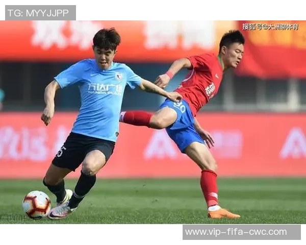 自由足球后卫加速技巧解析提升比赛表现的关键要素 自由足球后卫加速技巧解析提升比赛表现的关键要素